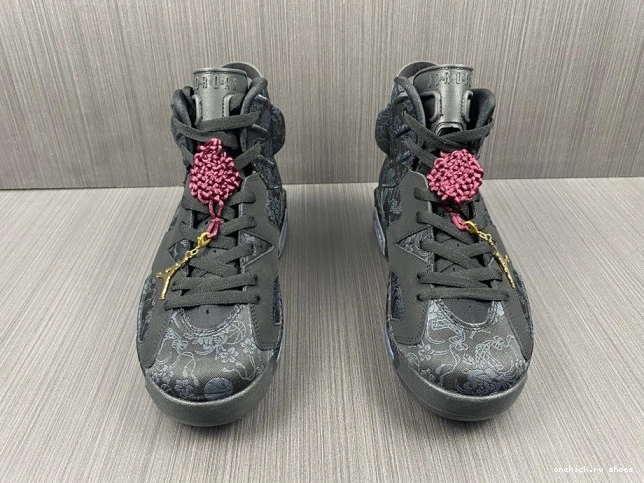 Cheap Triple Black SD 6 (W) Retro DB9818-001 Jordan 0730
